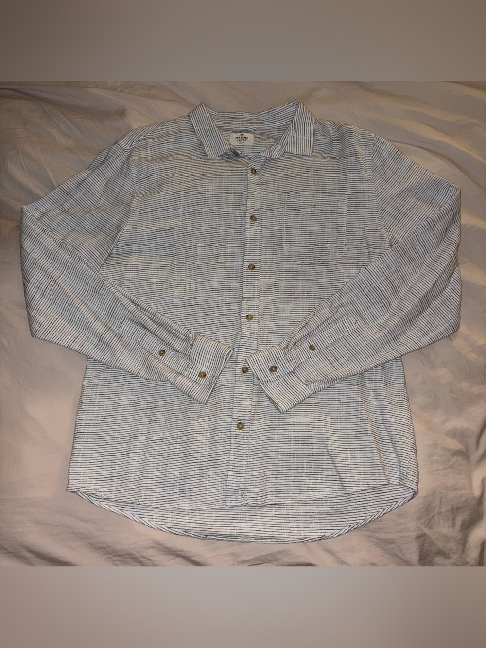 Marine Layer White and Black Striped Button Up Cotton Shirt Men’s size M